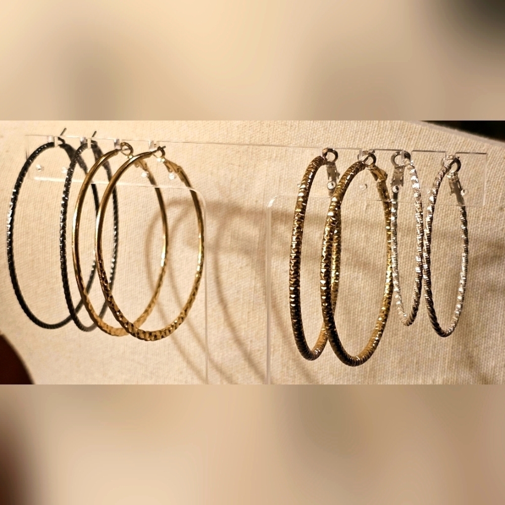 4-Pair Gold Silver Gunmetal Hoop Earrings Bundle E1P74